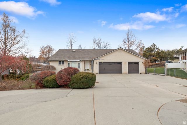 1504 E SPRING LN, Holladay, UT 84117