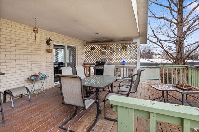 1504 E SPRING LN, Holladay, UT 84117