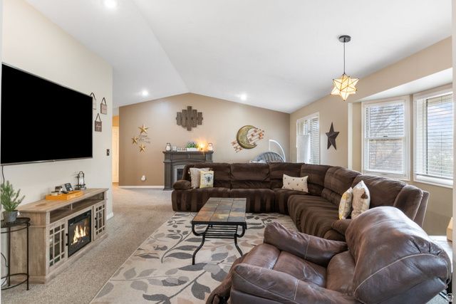 1504 E SPRING LN, Holladay, UT 84117