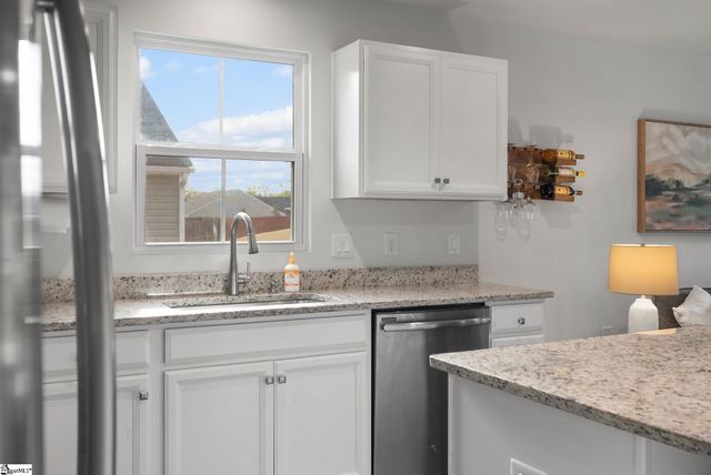 402 Edgehill Court, Greenville, SC 29617