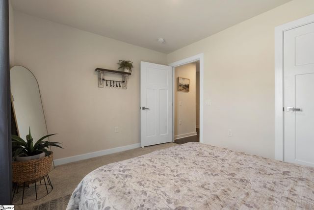 402 Edgehill Court, Greenville, SC 29617