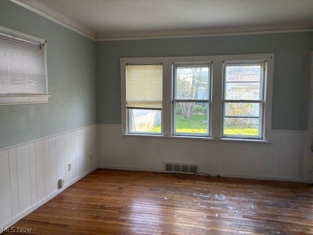 10305 S Highland Avenue, Garfield Heights, OH 44125