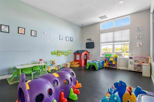 9115 SW 227th Ter, Cutler Bay, FL 33190