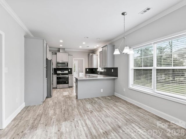 1508 Pennsylvania Avenue, Hendersonville, NC 28739