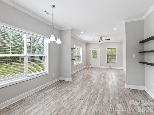 1508 Pennsylvania Avenue, Hendersonville, NC 28739