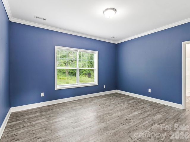 1508 Pennsylvania Avenue, Hendersonville, NC 28739