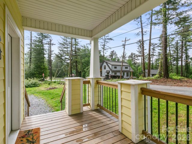 1508 Pennsylvania Avenue, Hendersonville, NC 28739