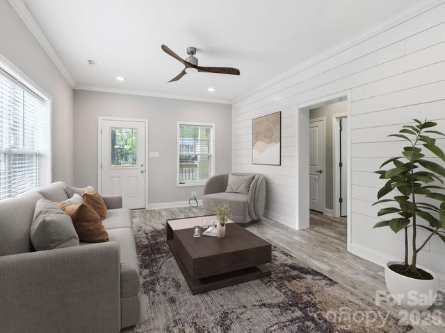 1508 Pennsylvania Avenue, Hendersonville, NC 28739