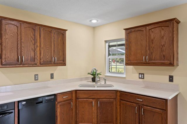 16701 E COURSE DRIVE, Tampa, FL 33624