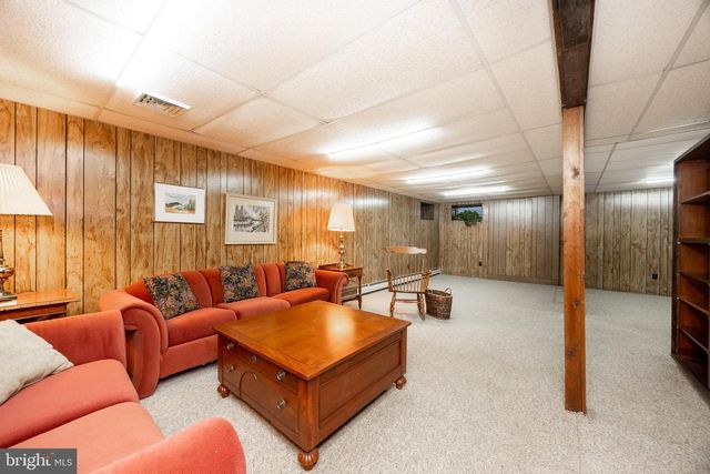 24 ACOMA LN, Collegeville, PA 19426