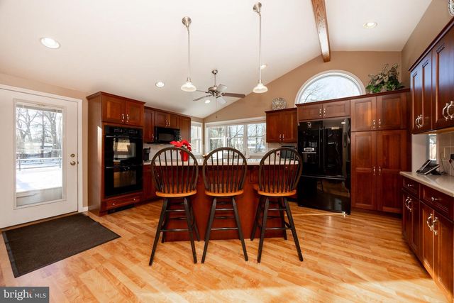 24 ACOMA LN, Collegeville, PA 19426