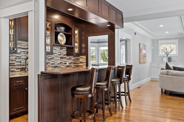 29 Hayes Lane, Lexington, MA 02420