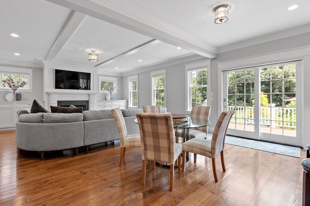 29 Hayes Lane, Lexington, MA 02420