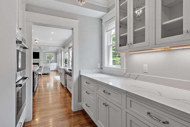 29 Hayes Lane, Lexington, MA 02420