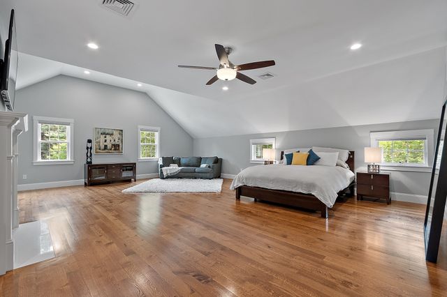 29 Hayes Lane, Lexington, MA 02420