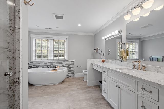 29 Hayes Lane, Lexington, MA 02420