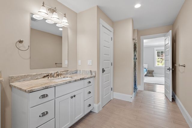 29 Hayes Lane, Lexington, MA 02420