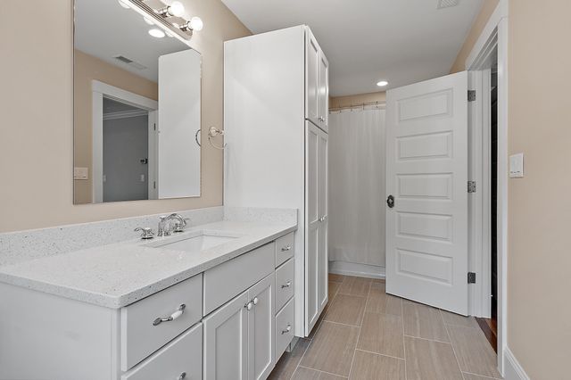 29 Hayes Lane, Lexington, MA 02420