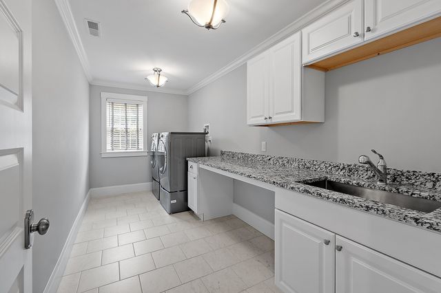 29 Hayes Lane, Lexington, MA 02420