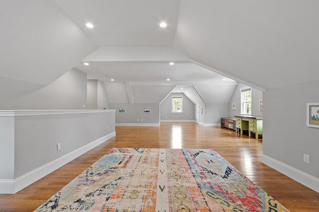 29 Hayes Lane, Lexington, MA 02420