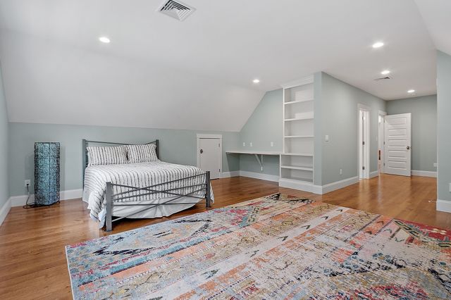 29 Hayes Lane, Lexington, MA 02420