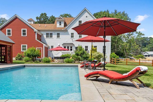 29 Hayes Lane, Lexington, MA 02420