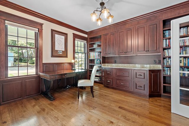 29 Hayes Lane, Lexington, MA 02420