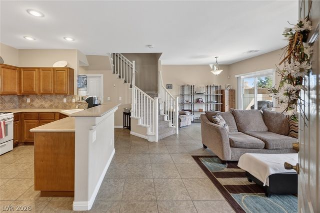 8725 Traveling Breeze Avenue 102, Las Vegas, NV 89178