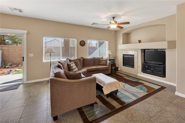 8725 Traveling Breeze Avenue 102, Las Vegas, NV 89178