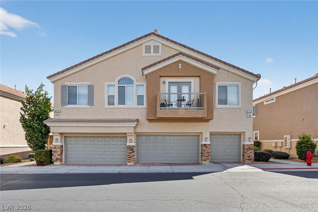 8725 Traveling Breeze Avenue 102, Las Vegas, NV 89178