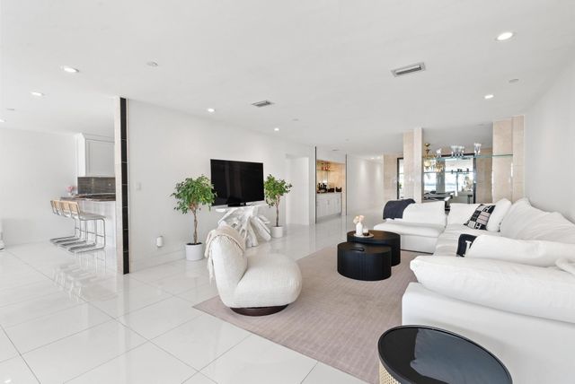 529 S Flagler Drive S Th3f, West Palm Beach, FL 33401