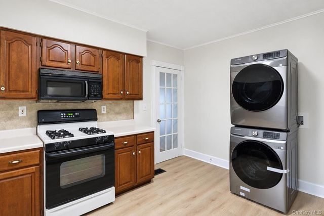 54 Ogden Street Apt 1, Middletown, NY 10940