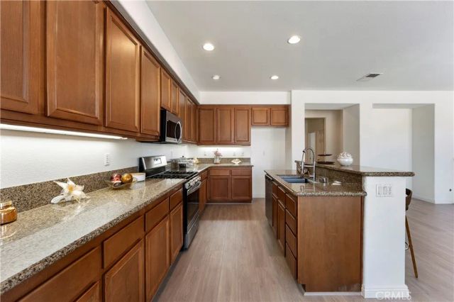12842 Clemson Drive, Eastvale, CA 92880