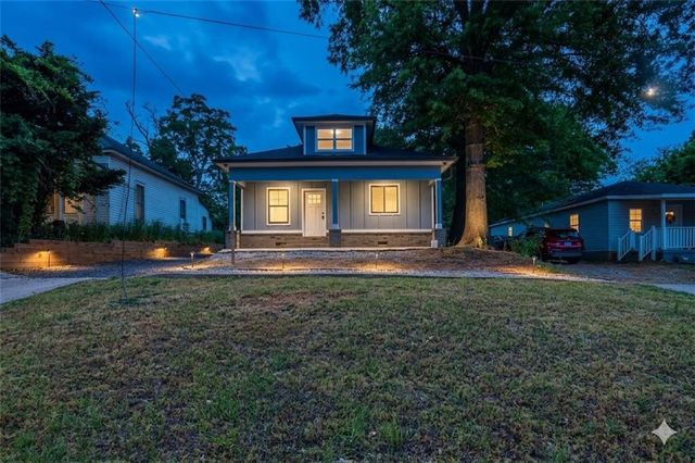 607 E Solomon Street, Griffin, GA 30223