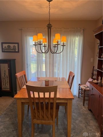 1943 Washington South Drive, Dayton, OH 45458