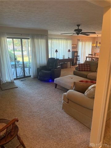 1943 Washington South Drive, Dayton, OH 45458