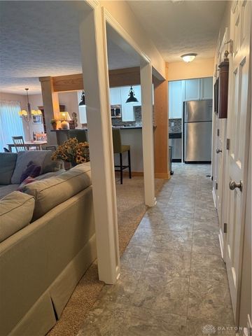 1943 Washington South Drive, Dayton, OH 45458