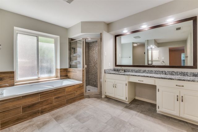 2711 Lincoln Drive, Arlington, TX 76006