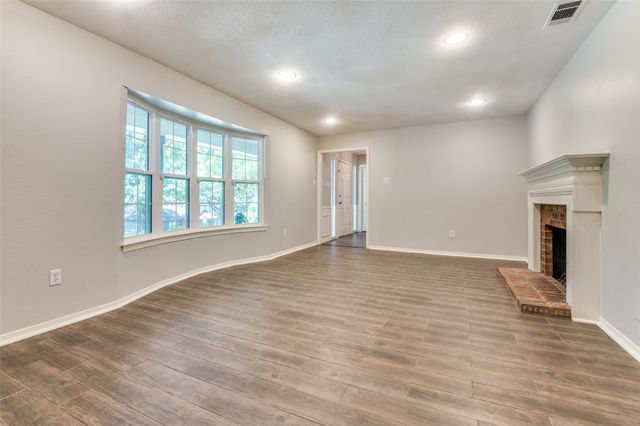 2711 Lincoln Drive, Arlington, TX 76006