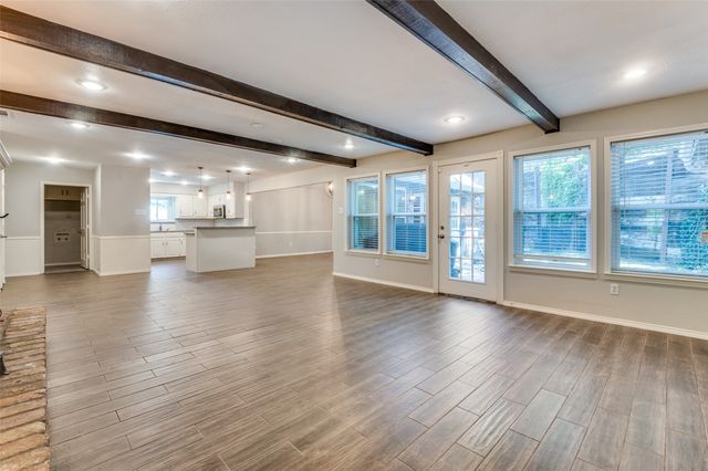 2711 Lincoln Drive, Arlington, TX 76006