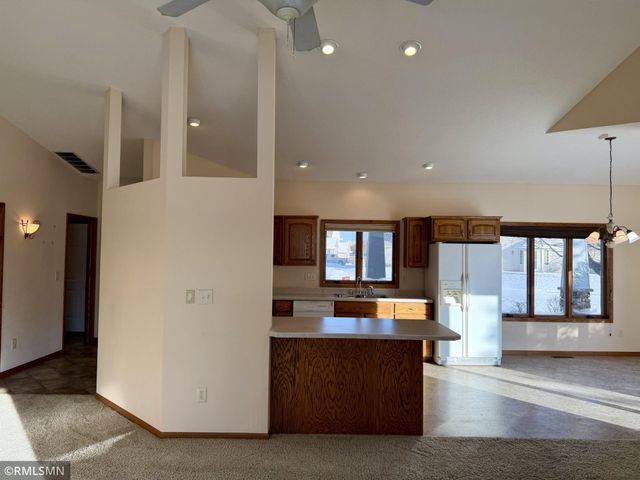 1801 13th Street W, Hastings, MN 55033