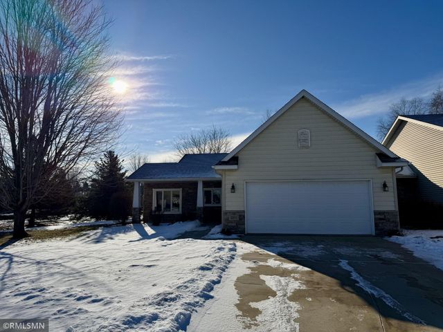 1801 13th Street W, Hastings, MN 55033