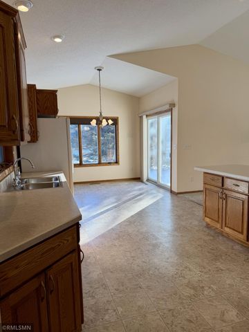 1801 13th Street W, Hastings, MN 55033