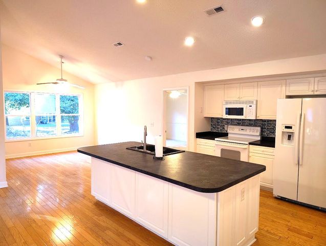 13 Lake Arbu Drive, Manning, SC 29102