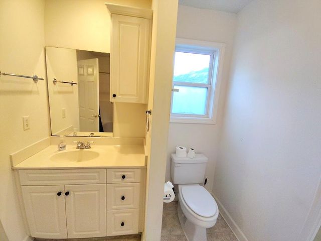 13 Lake Arbu Drive, Manning, SC 29102