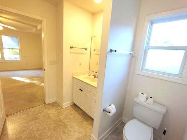 13 Lake Arbu Drive, Manning, SC 29102