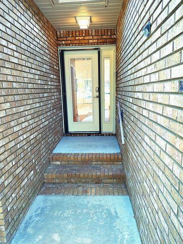 13 Lake Arbu Drive, Manning, SC 29102