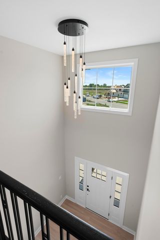 2412 Apple Court, Schererville, IN 46375