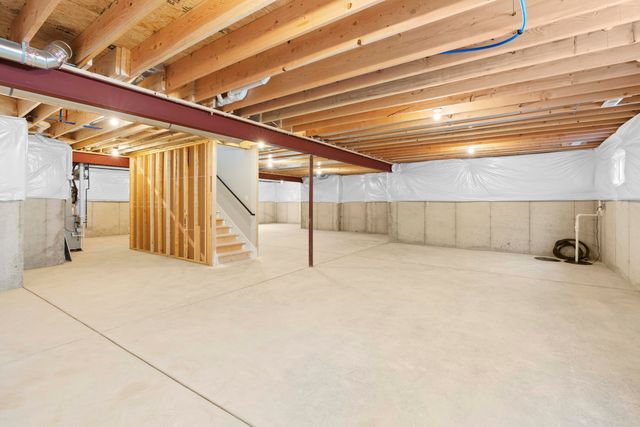 2412 Apple Court, Schererville, IN 46375