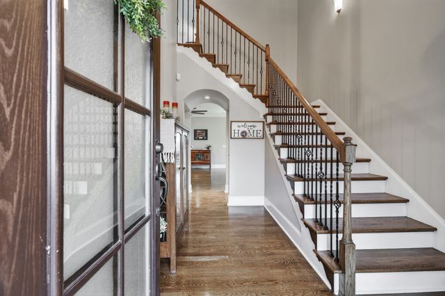 607 Southshore Pt, Mount Juliet, TN 37122